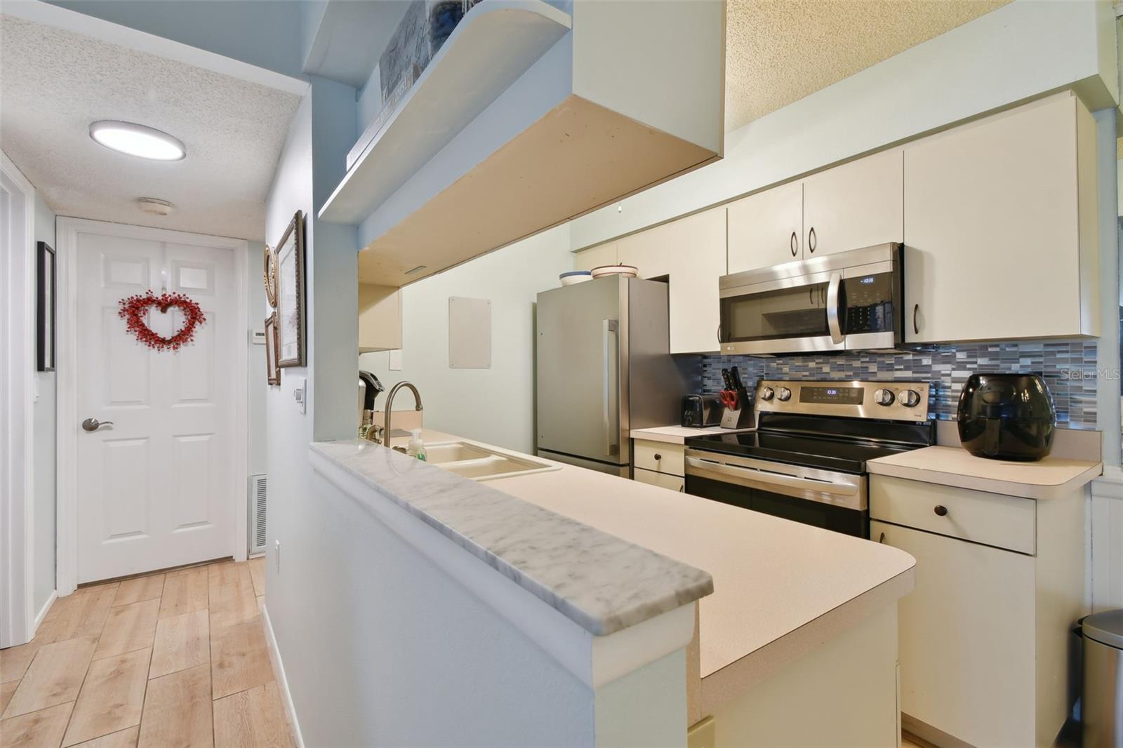 7208 27TH AVENUE DR W #2042