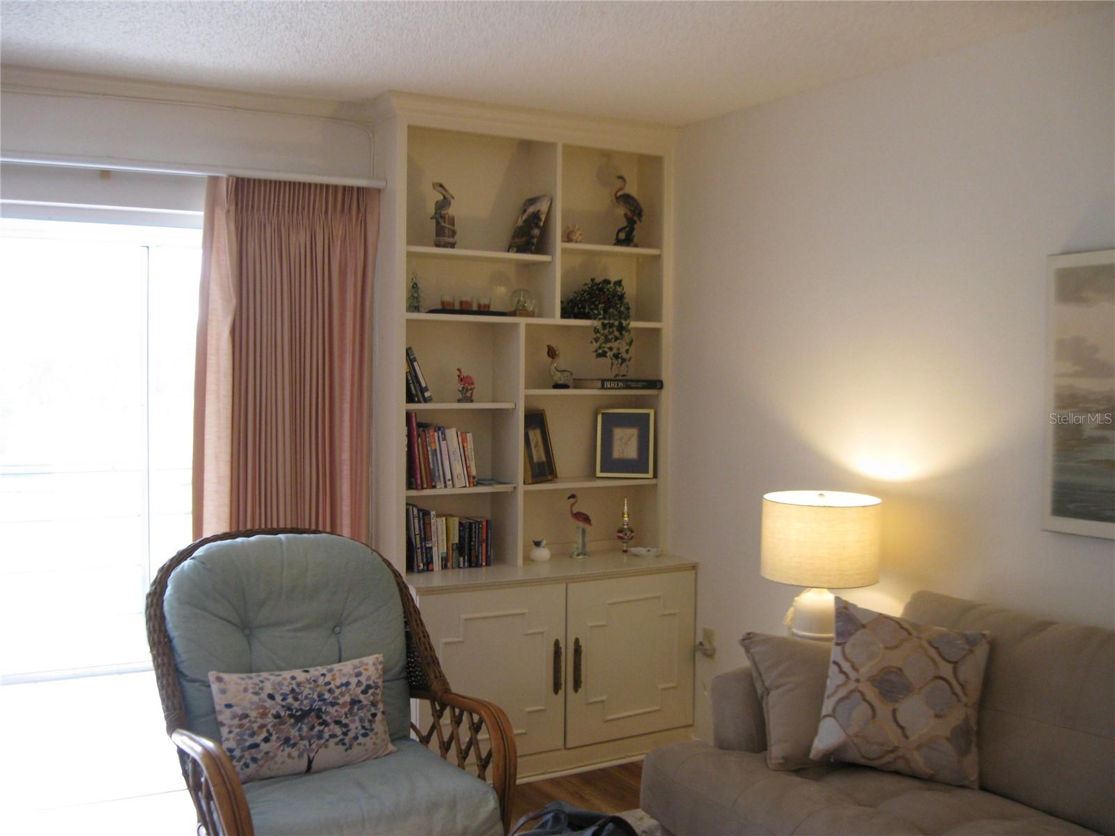 3660 IRONWOOD CIR #301M