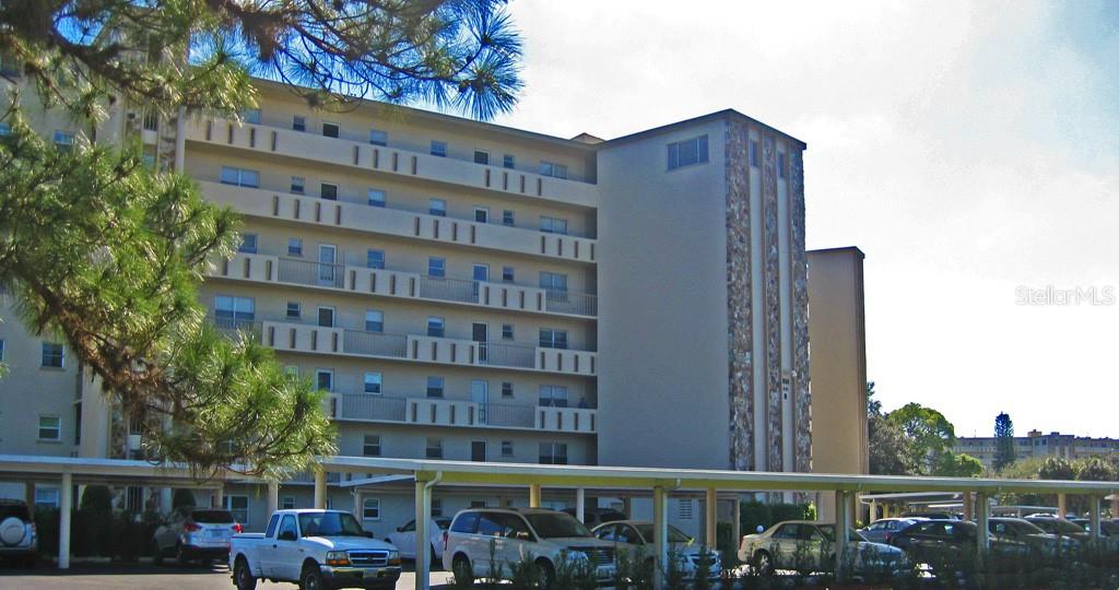 3660 IRONWOOD CIR #301M