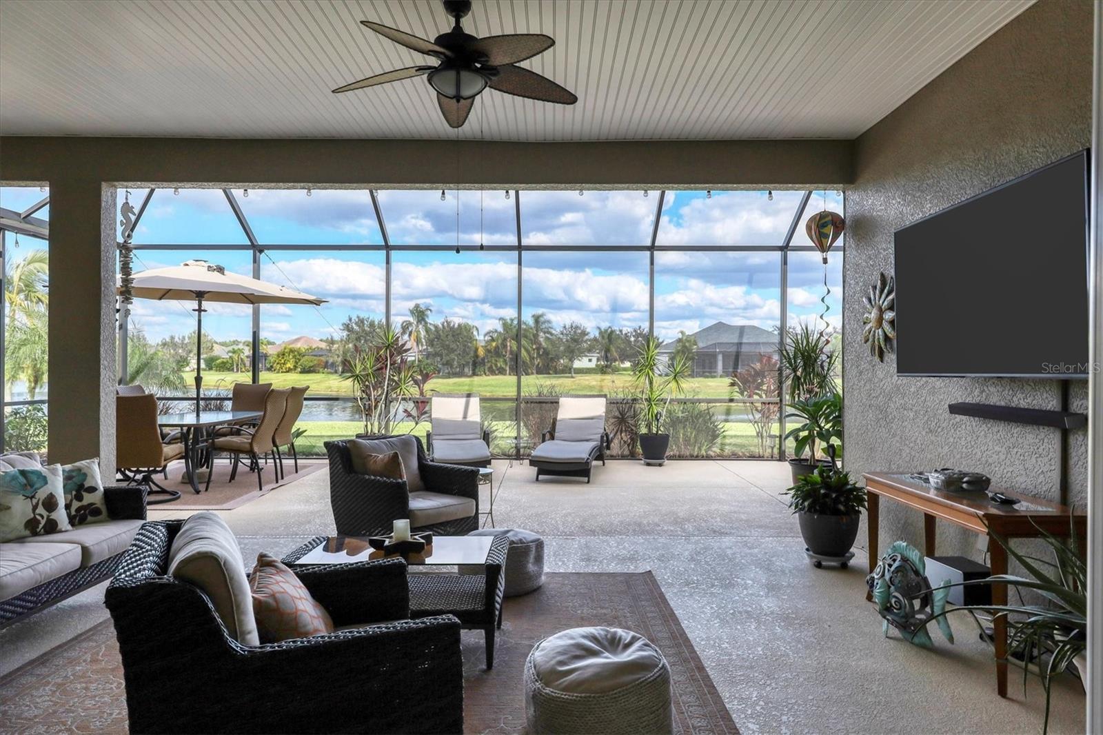 1451 HICKORY VIEW CIR