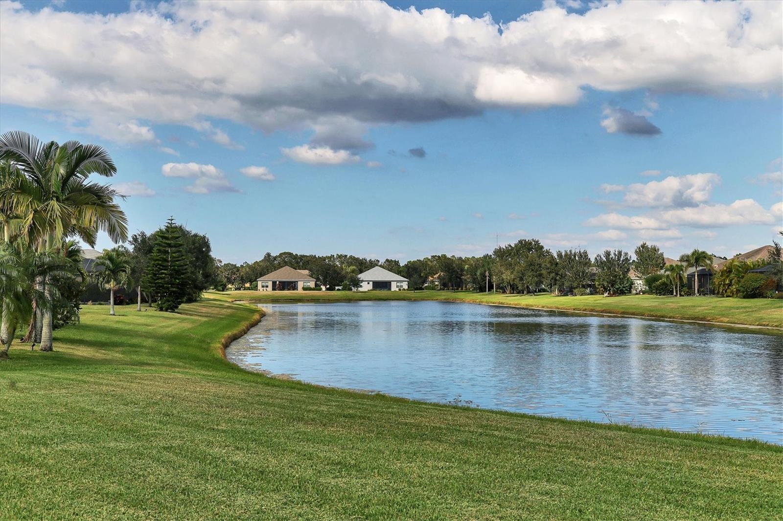 1451 HICKORY VIEW CIR