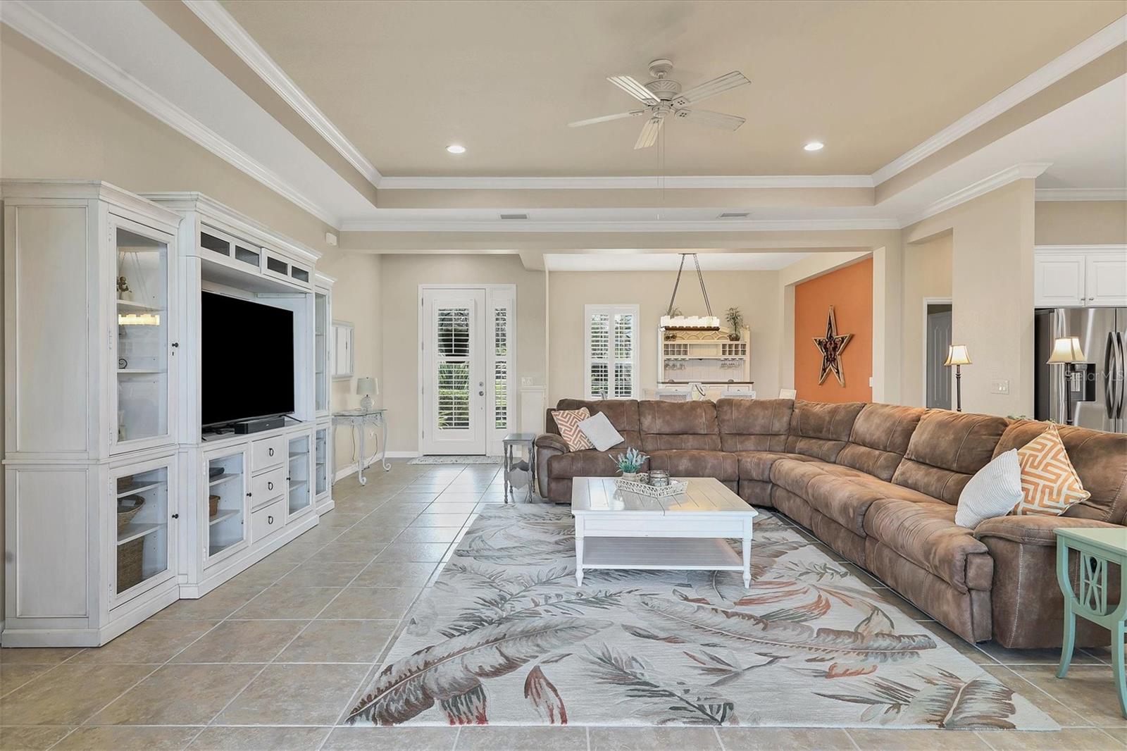 1451 HICKORY VIEW CIR