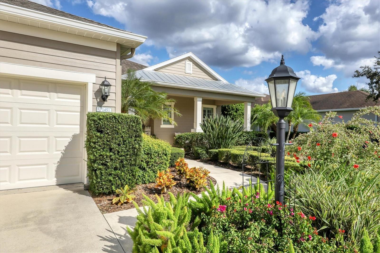 1451 HICKORY VIEW CIR