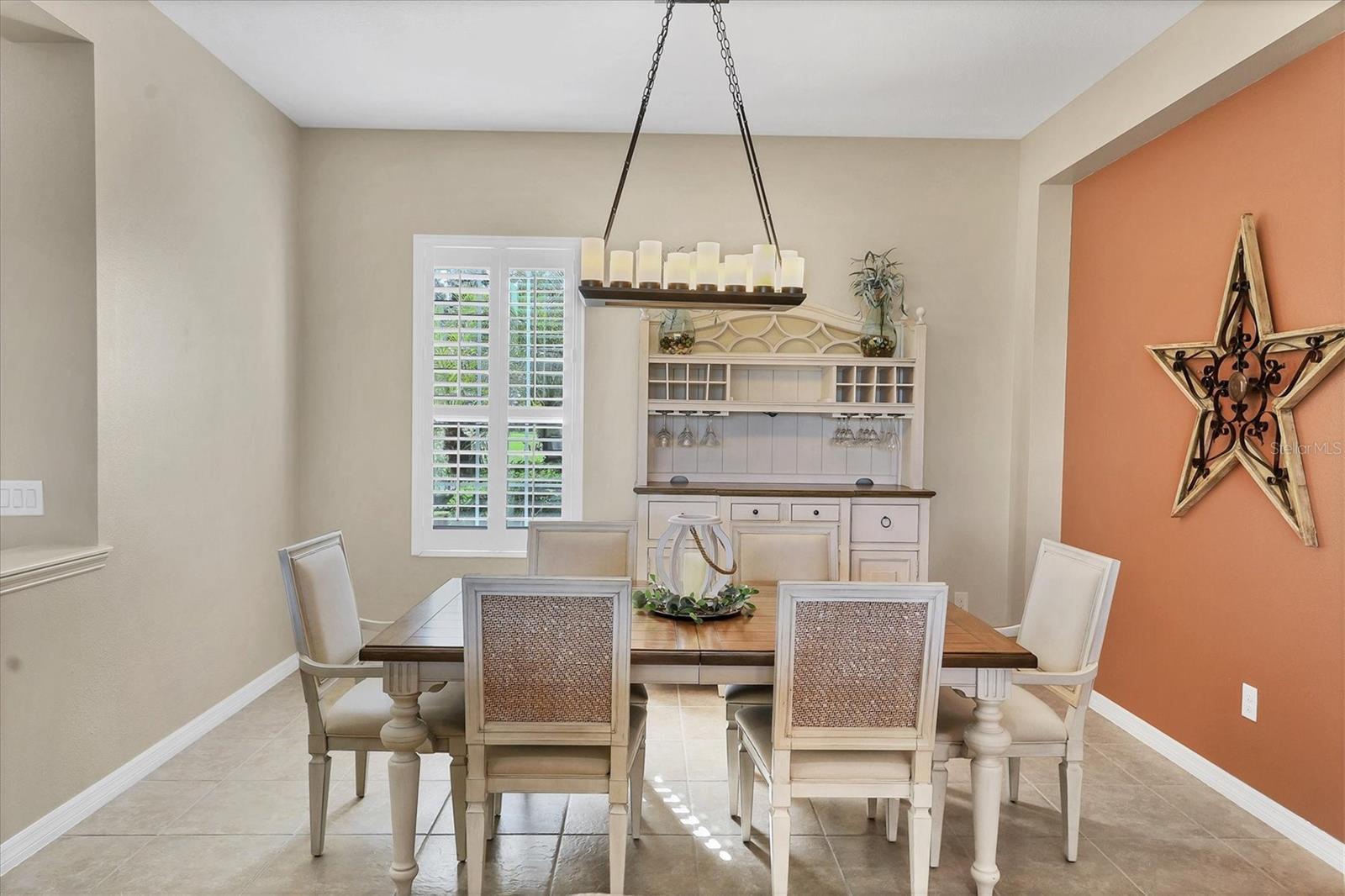 1451 HICKORY VIEW CIR