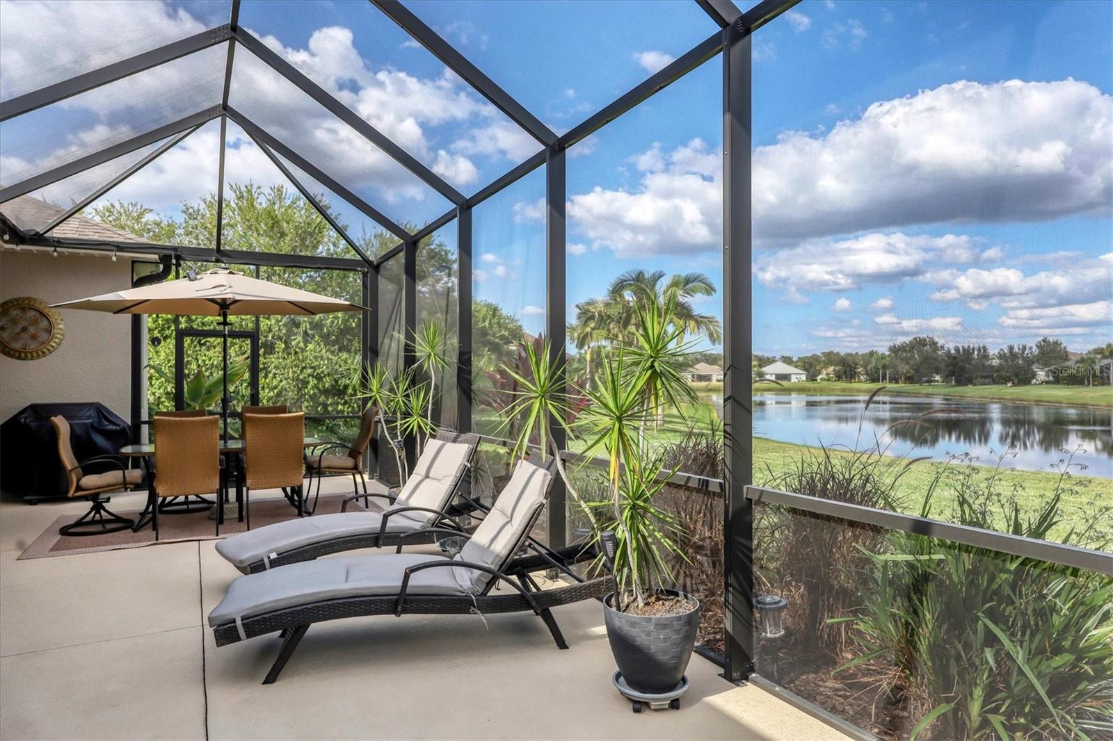 1451 HICKORY VIEW CIR