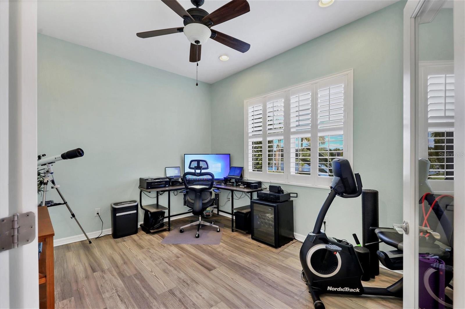 1451 HICKORY VIEW CIR