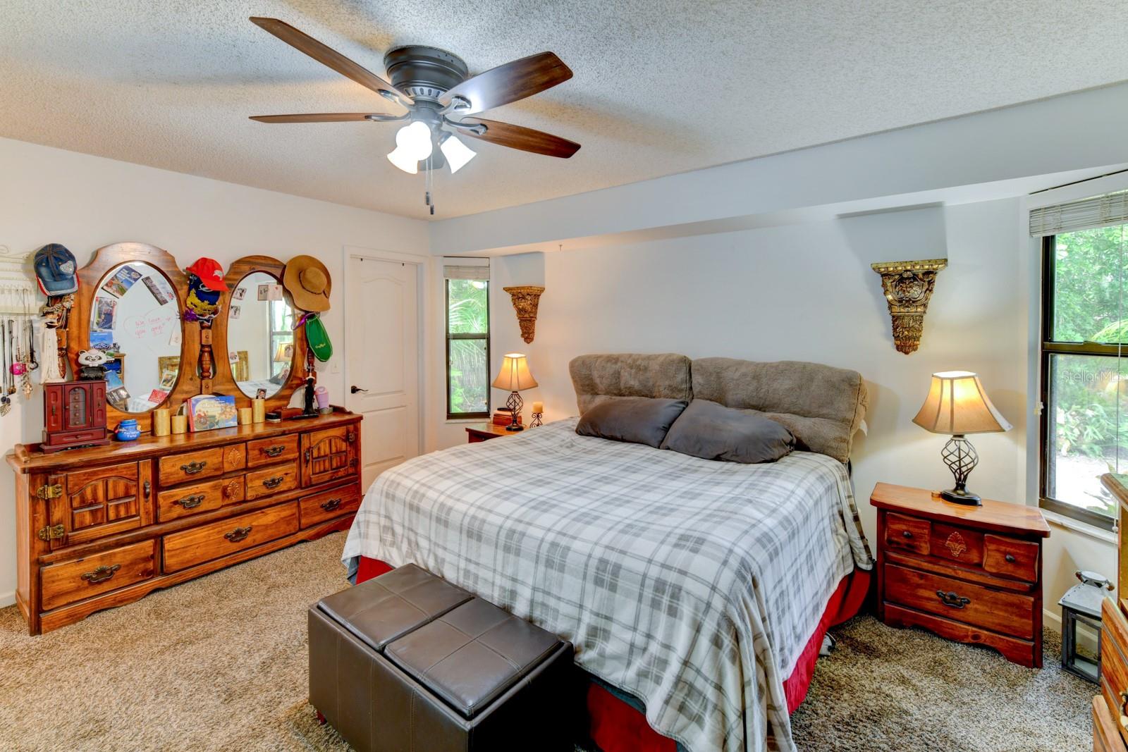 5413 80TH AVENUE CIR E