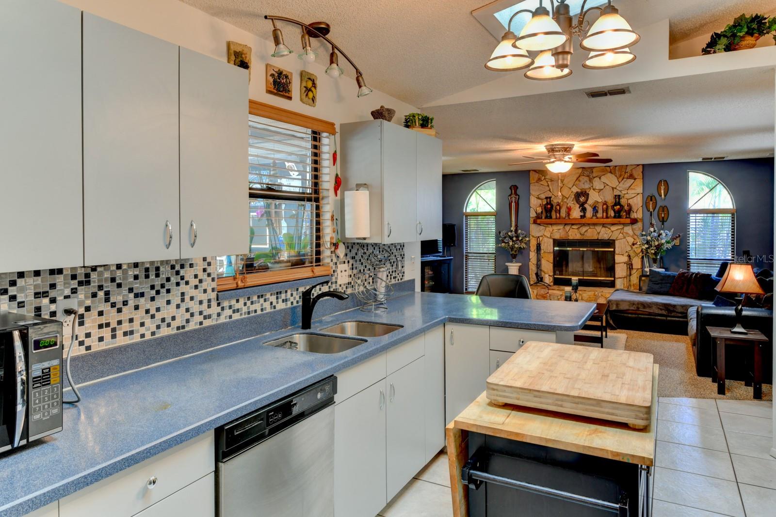 5413 80TH AVENUE CIR E