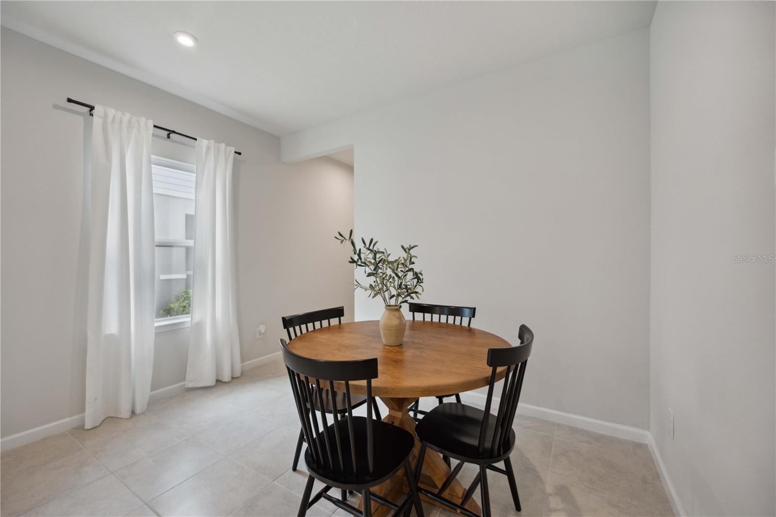 5421 SPANISH MOSS CV