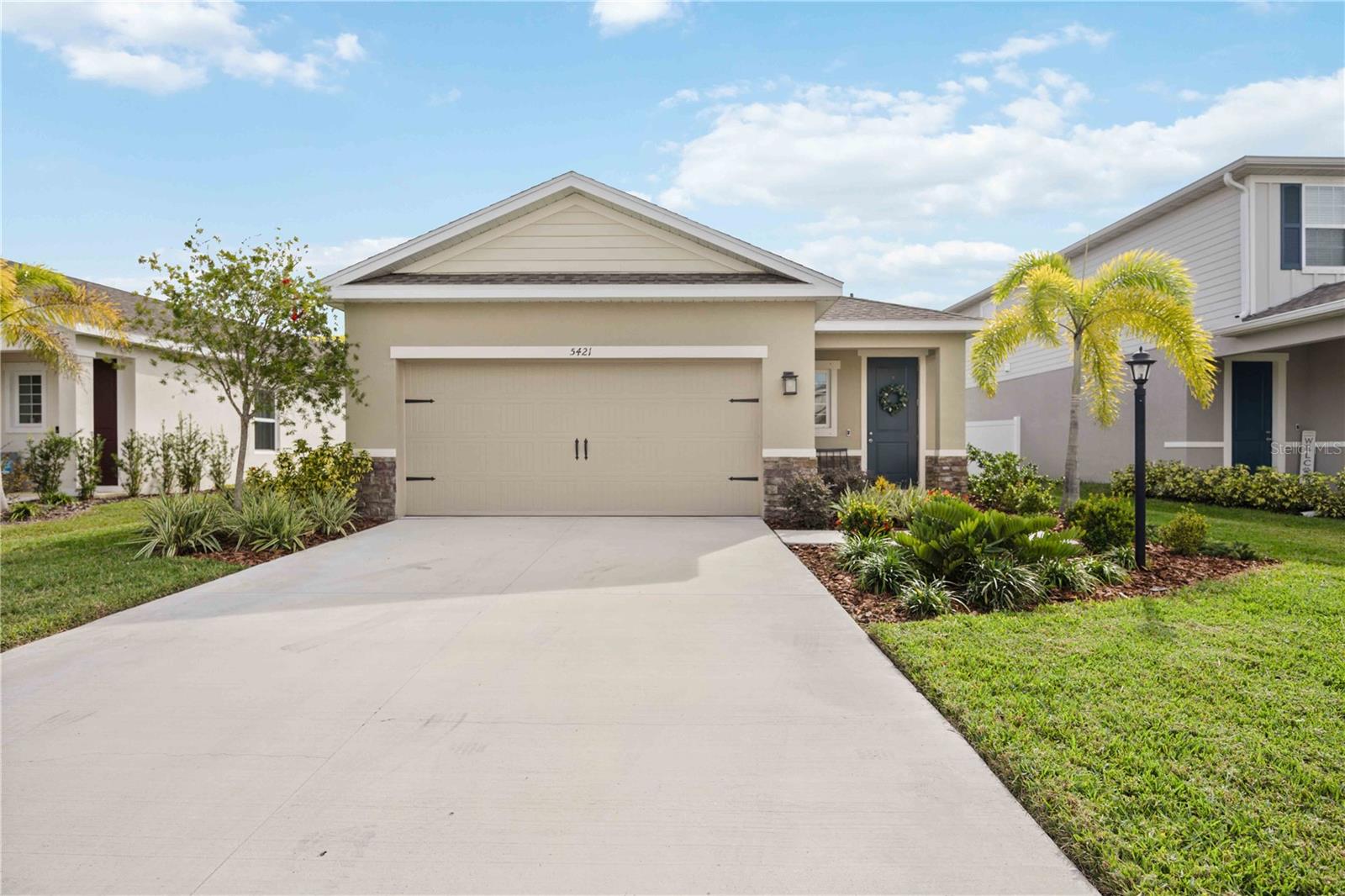 5421 SPANISH MOSS CV