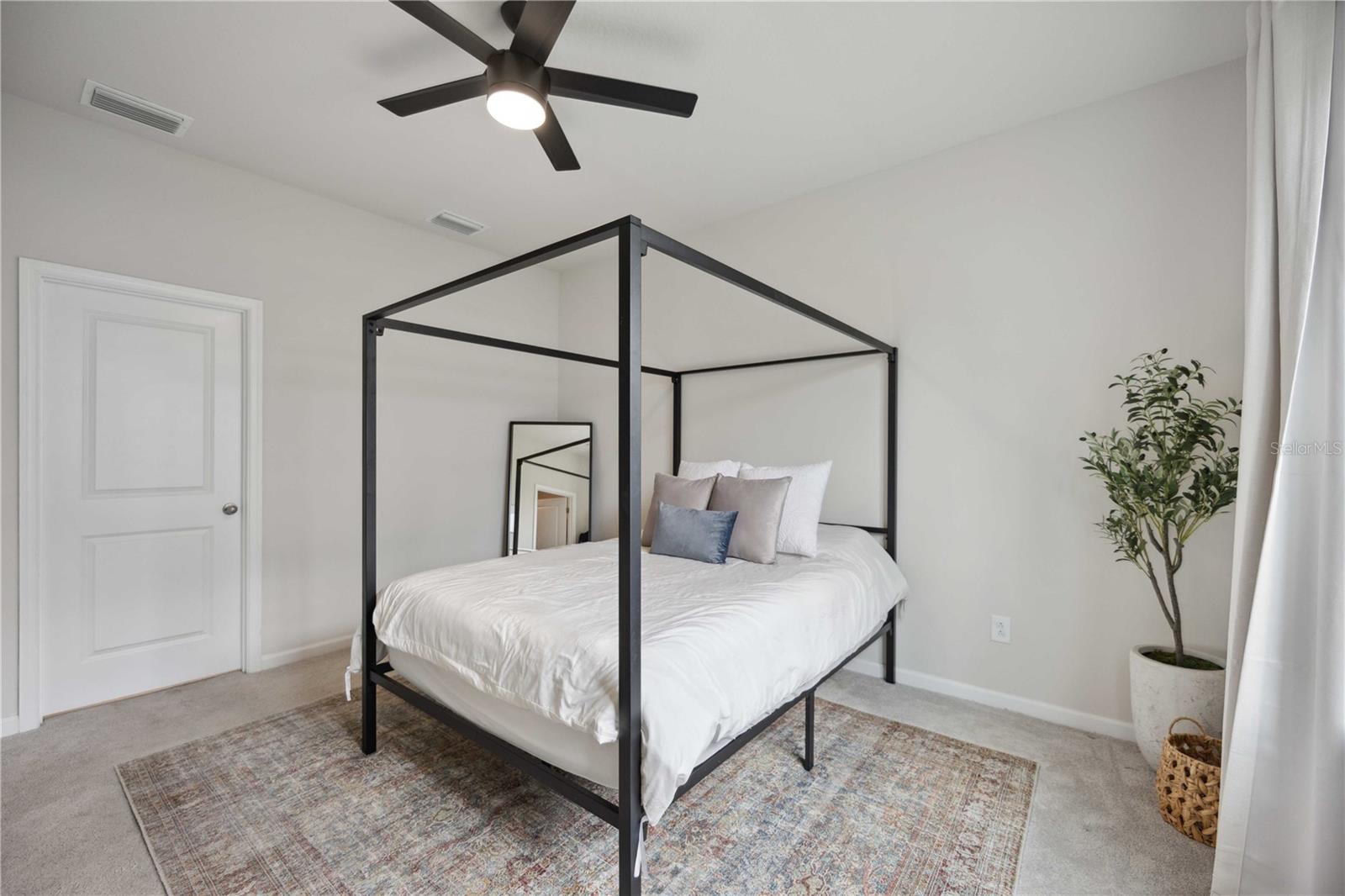 5421 SPANISH MOSS CV