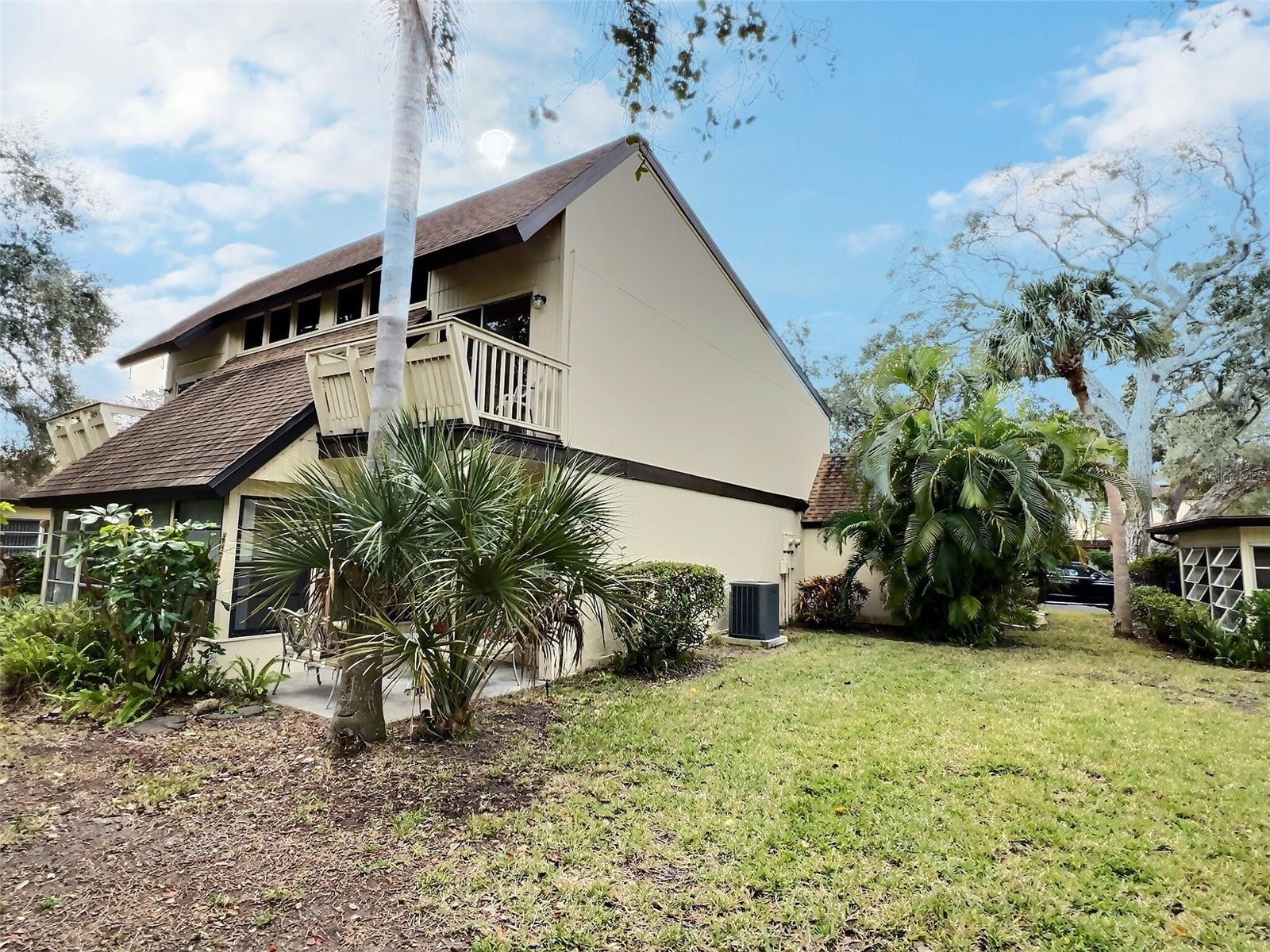 2213 CIRCLEWOOD DR #45