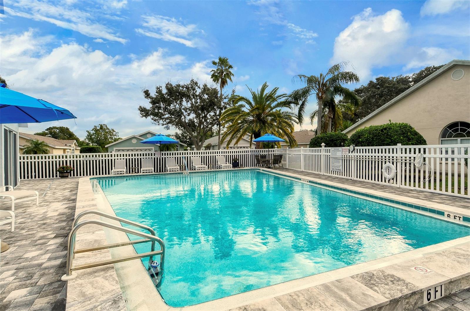 7266 ELEANOR CIR #203