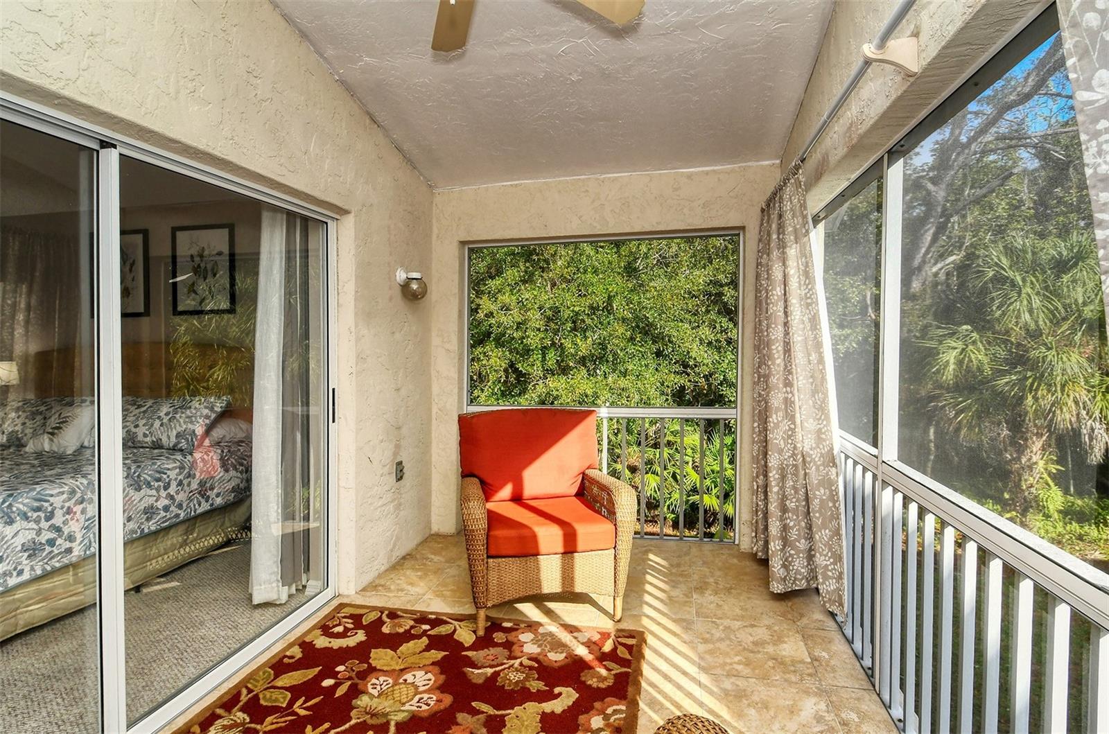 7266 ELEANOR CIR #203