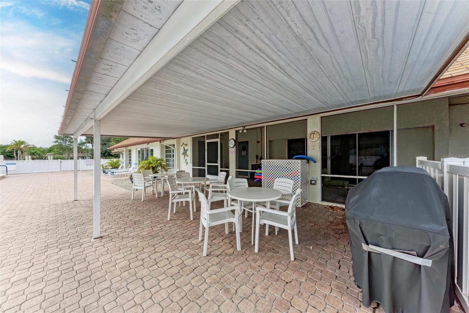 4203 36TH AVENUE DR W