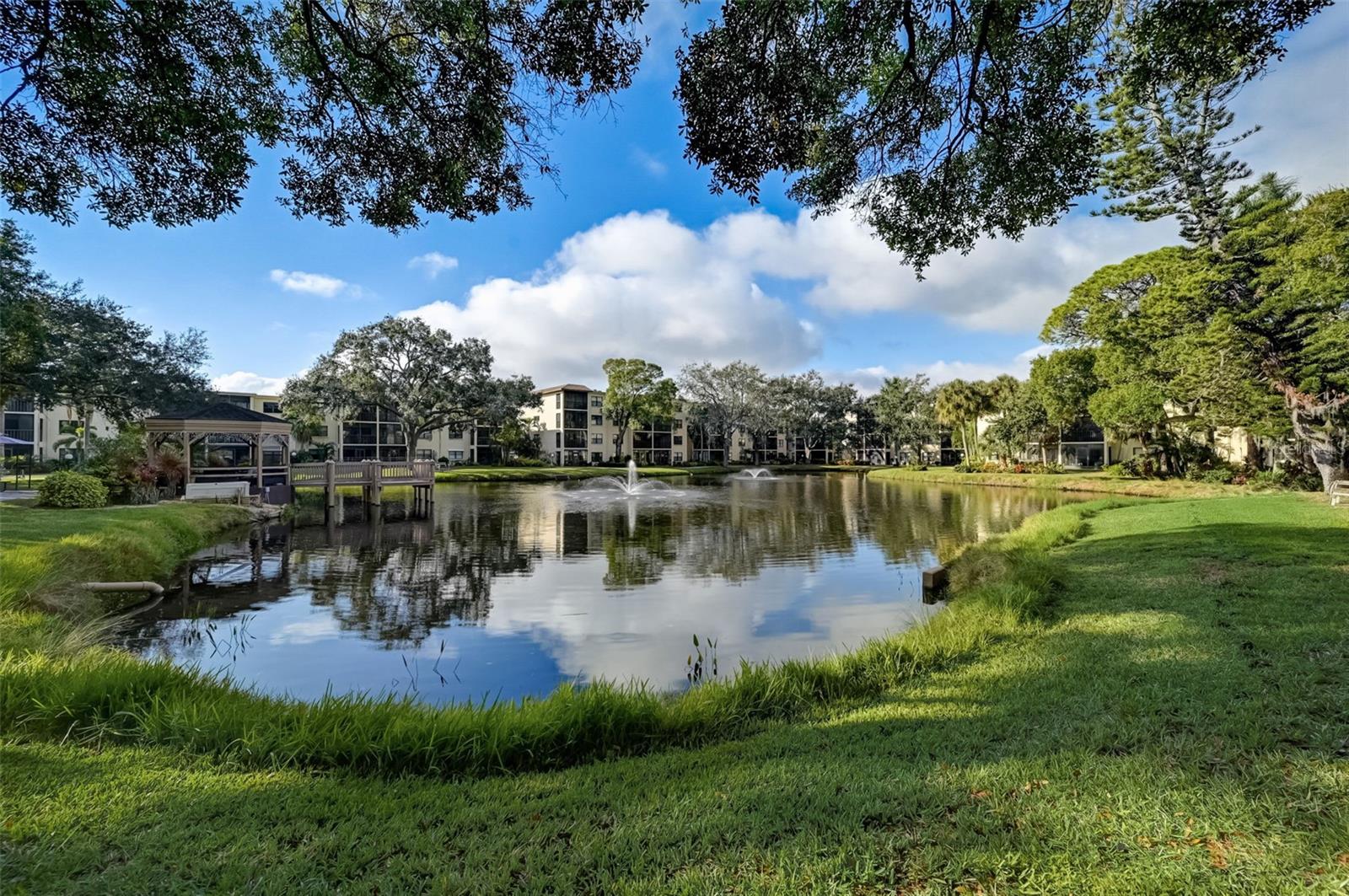 315 30TH AVE W #B402