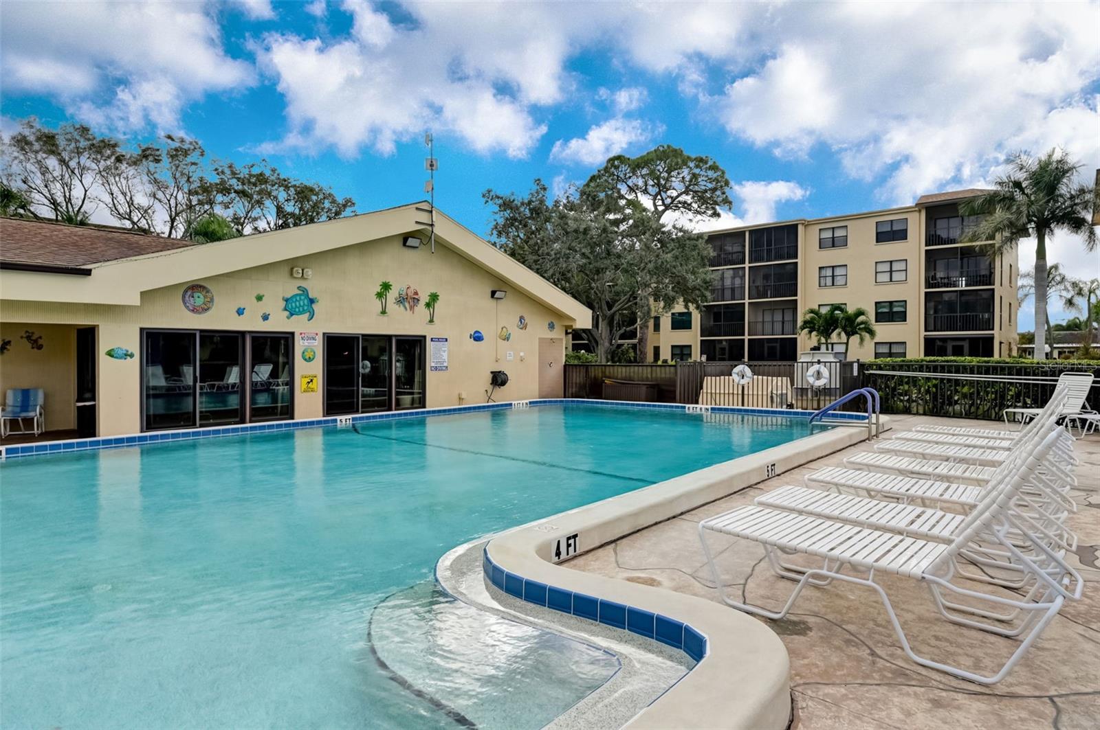 315 30TH AVE W #B402