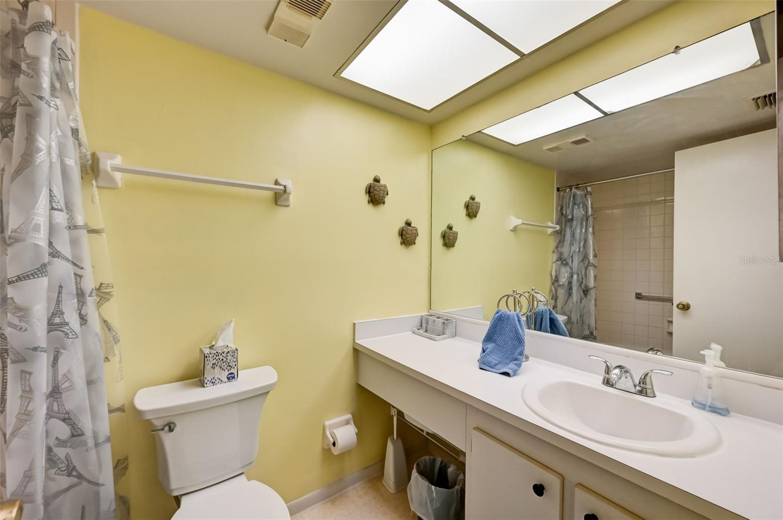 315 30TH AVE W #B402