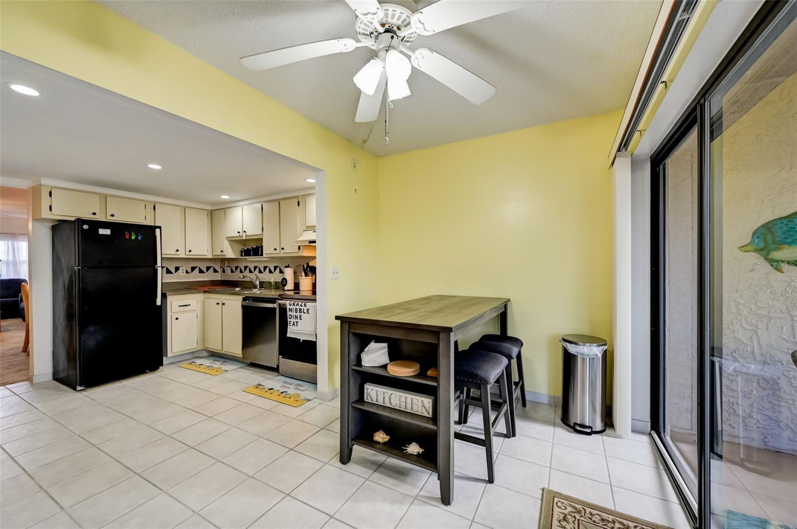 315 30TH AVE W #B402