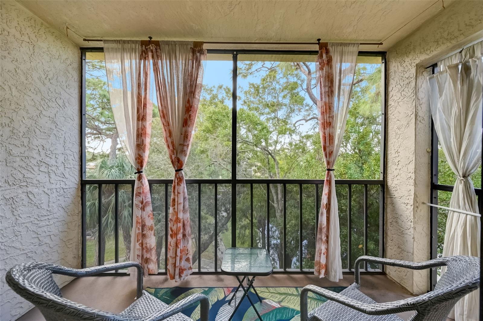 315 30TH AVE W #B402