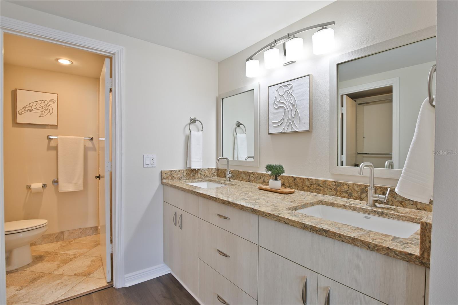 1212 BENJAMIN FRANKLIN DR #308