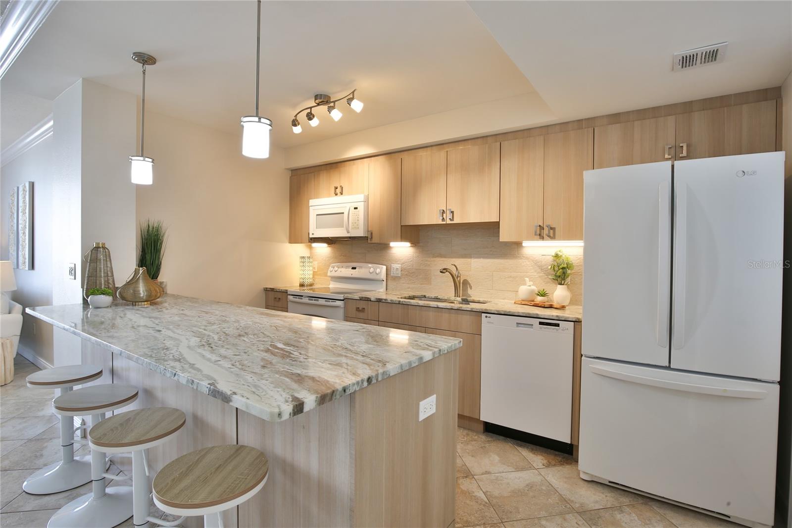 1212 BENJAMIN FRANKLIN DR #308