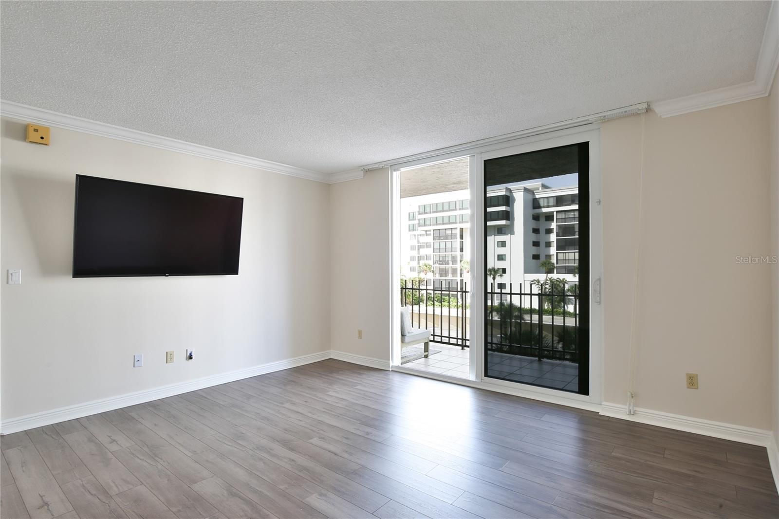 1212 BENJAMIN FRANKLIN DR #308