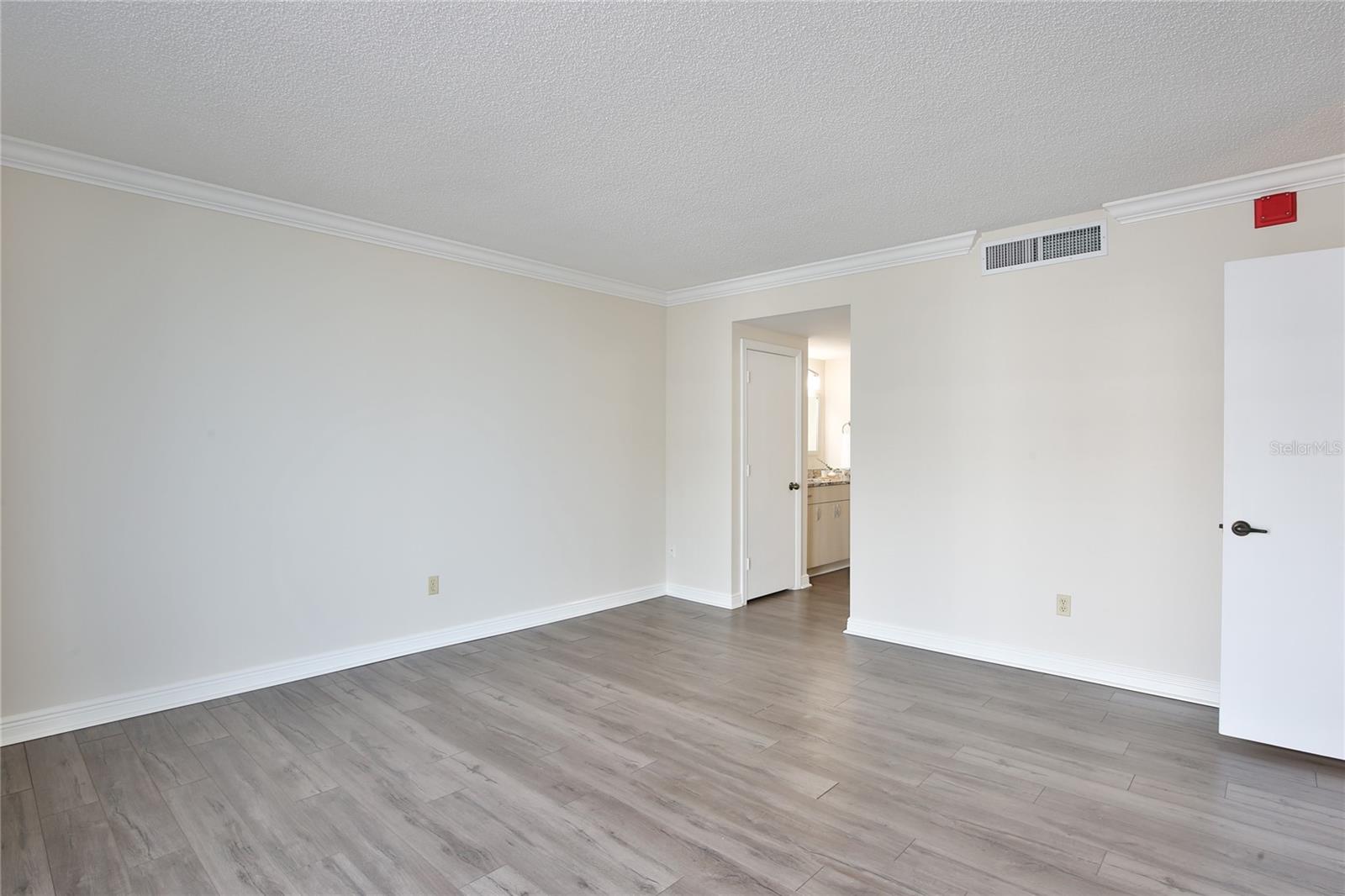 1212 BENJAMIN FRANKLIN DR #308