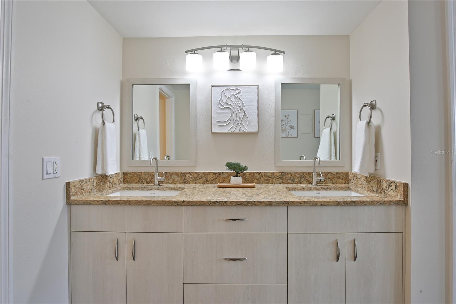 1212 BENJAMIN FRANKLIN DR #308