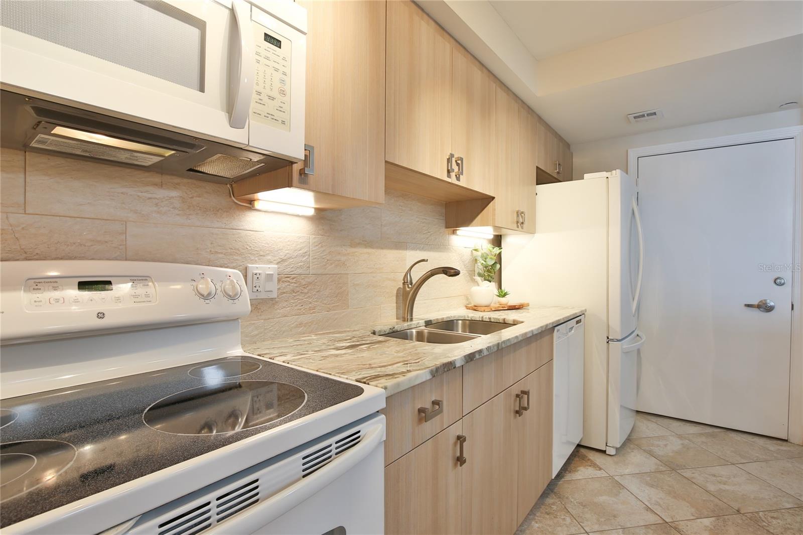 1212 BENJAMIN FRANKLIN DR #308