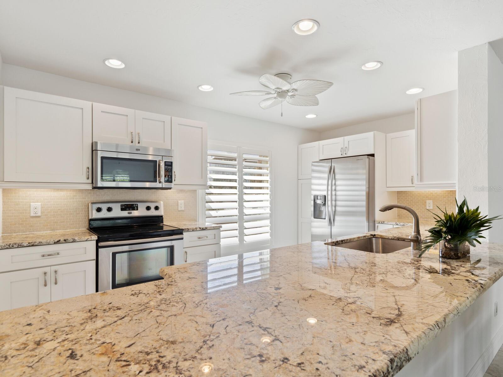 4540 GULF OF MEXICO DR #201