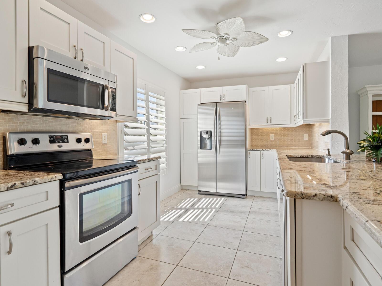 4540 GULF OF MEXICO DR #201