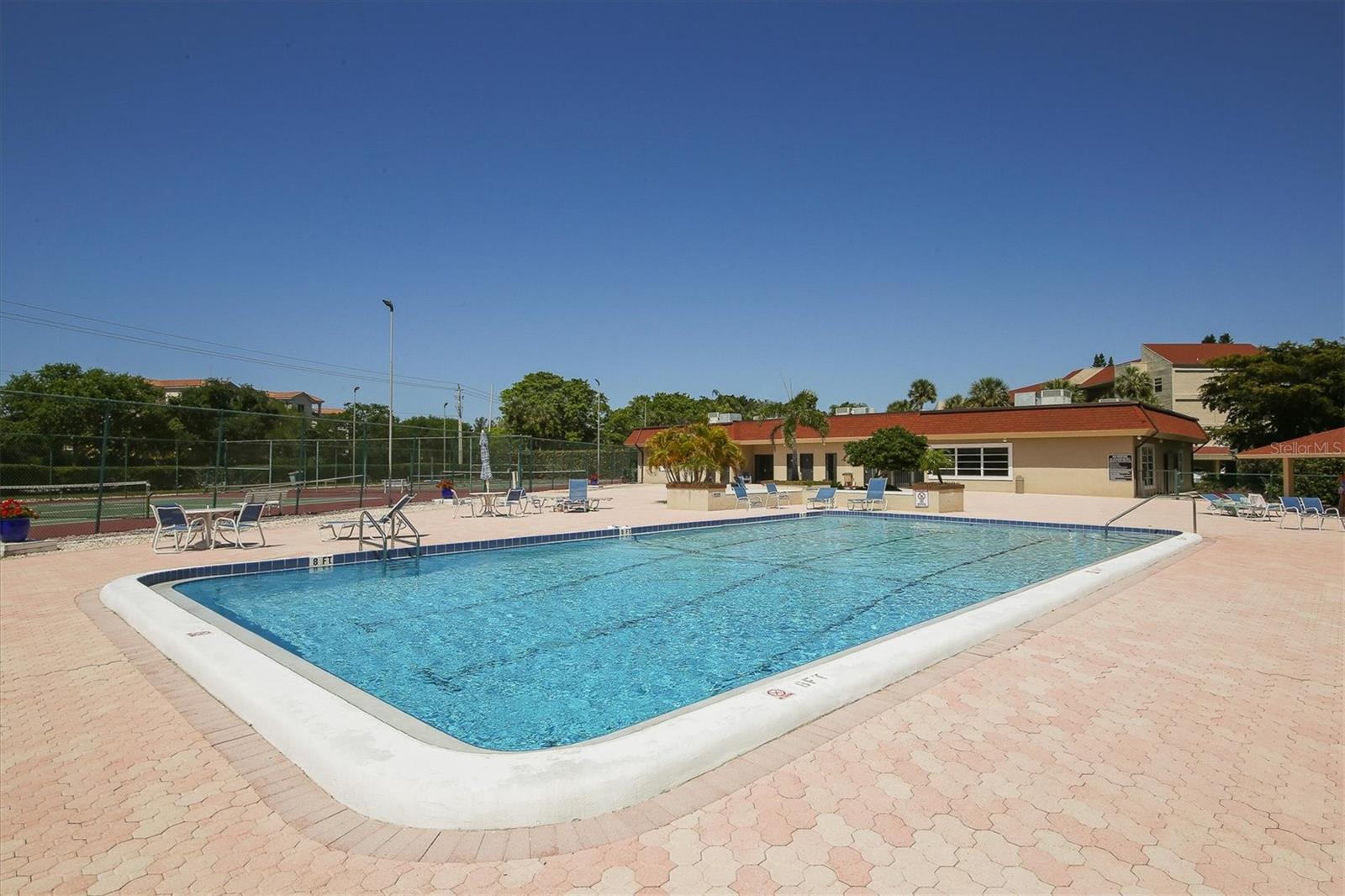 4540 GULF OF MEXICO DR #201