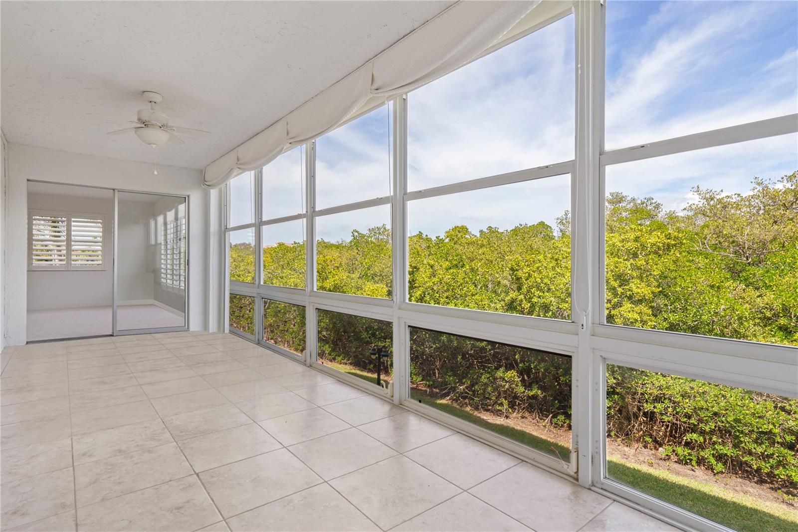 4540 GULF OF MEXICO DR #201