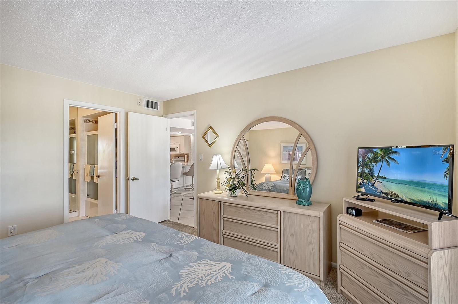 5963 MIDNIGHT PASS RD #362