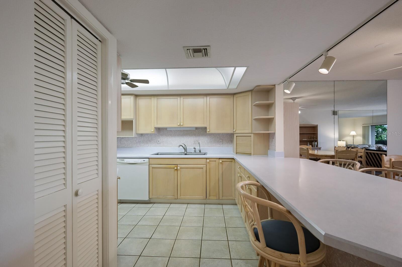 5757 GULF OF MEXICO DR #103