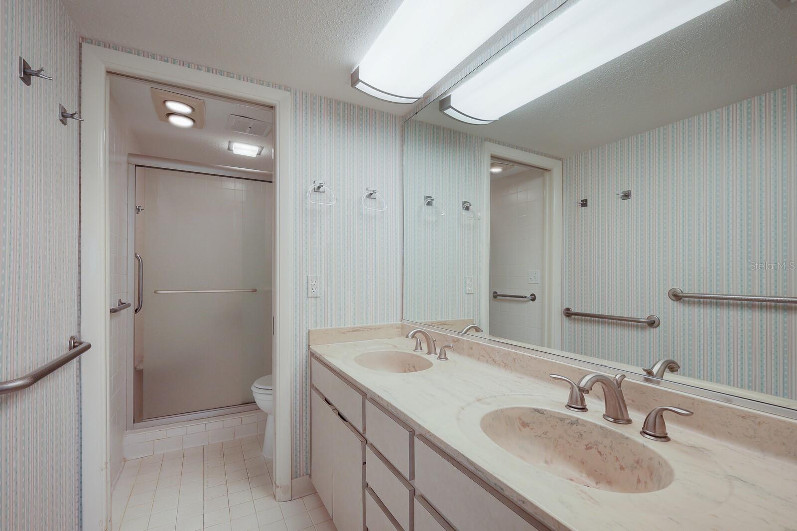 5757 GULF OF MEXICO DR #103