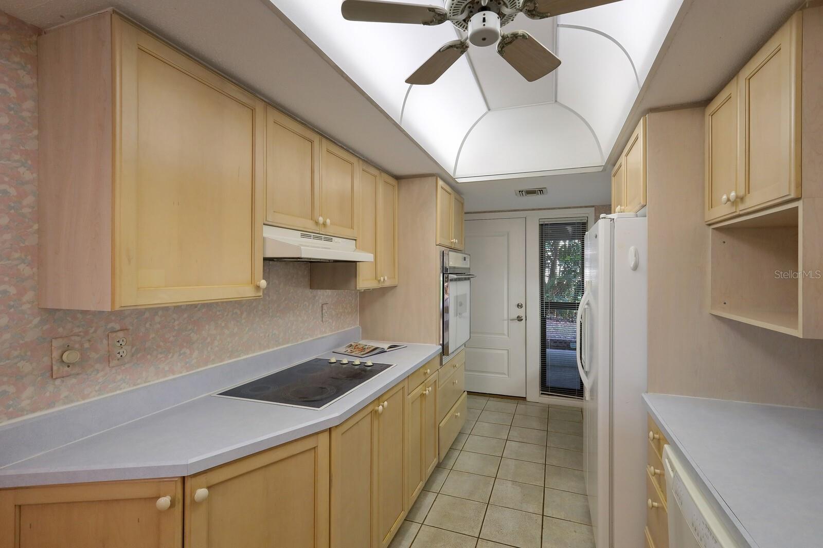 5757 GULF OF MEXICO DR #103