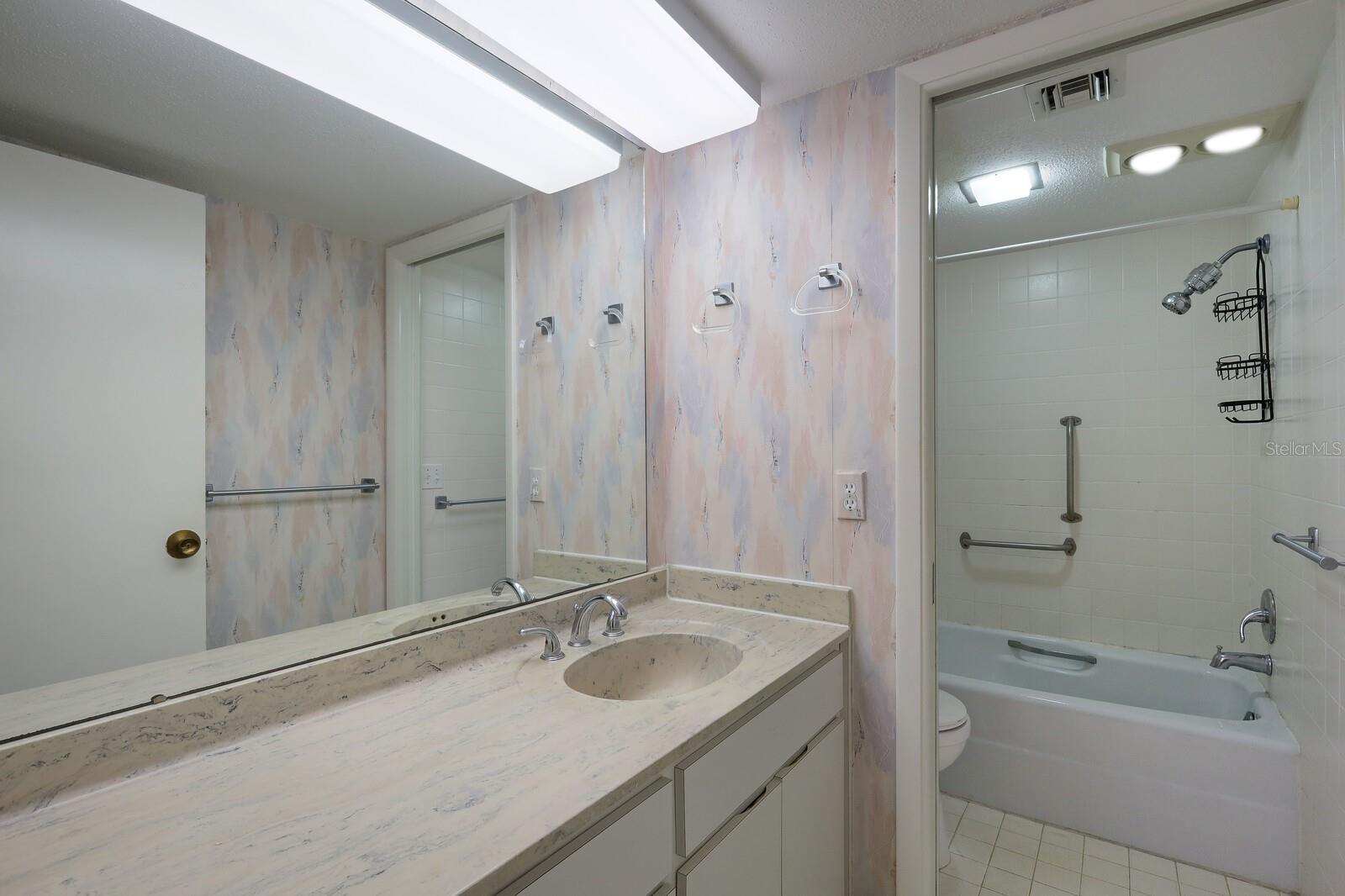 5757 GULF OF MEXICO DR #103