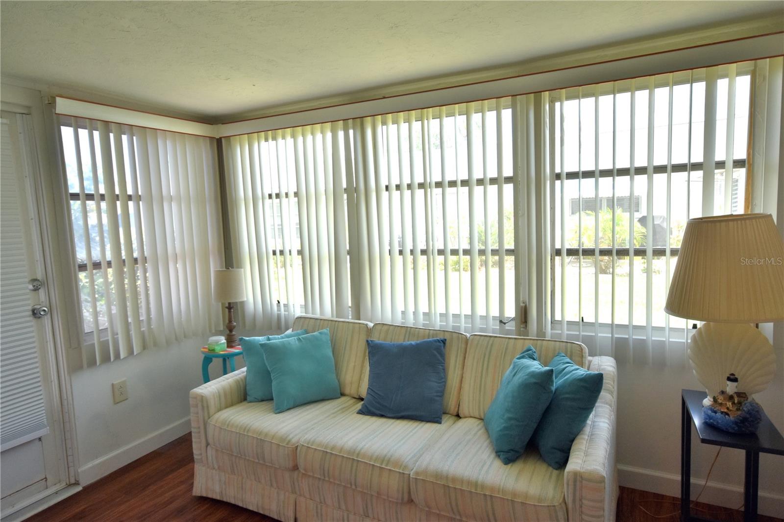 2221 ORANGE BLOSSOM LN