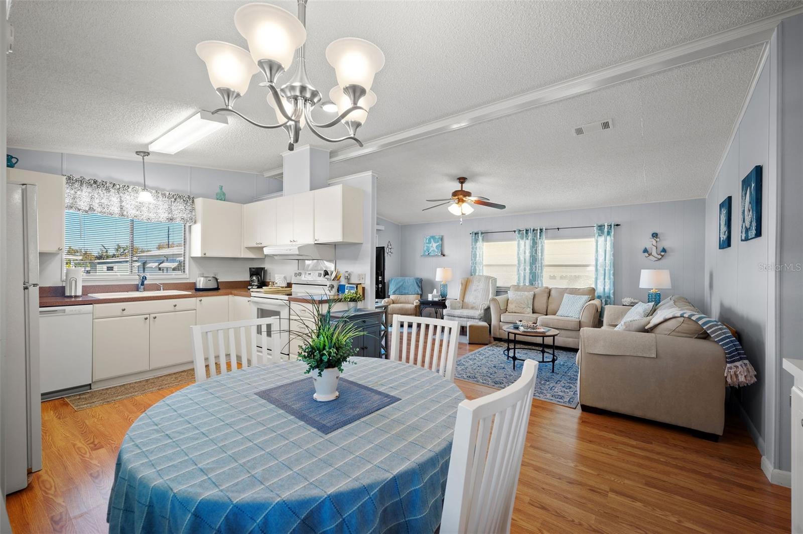 6710 36TH AVE E #284