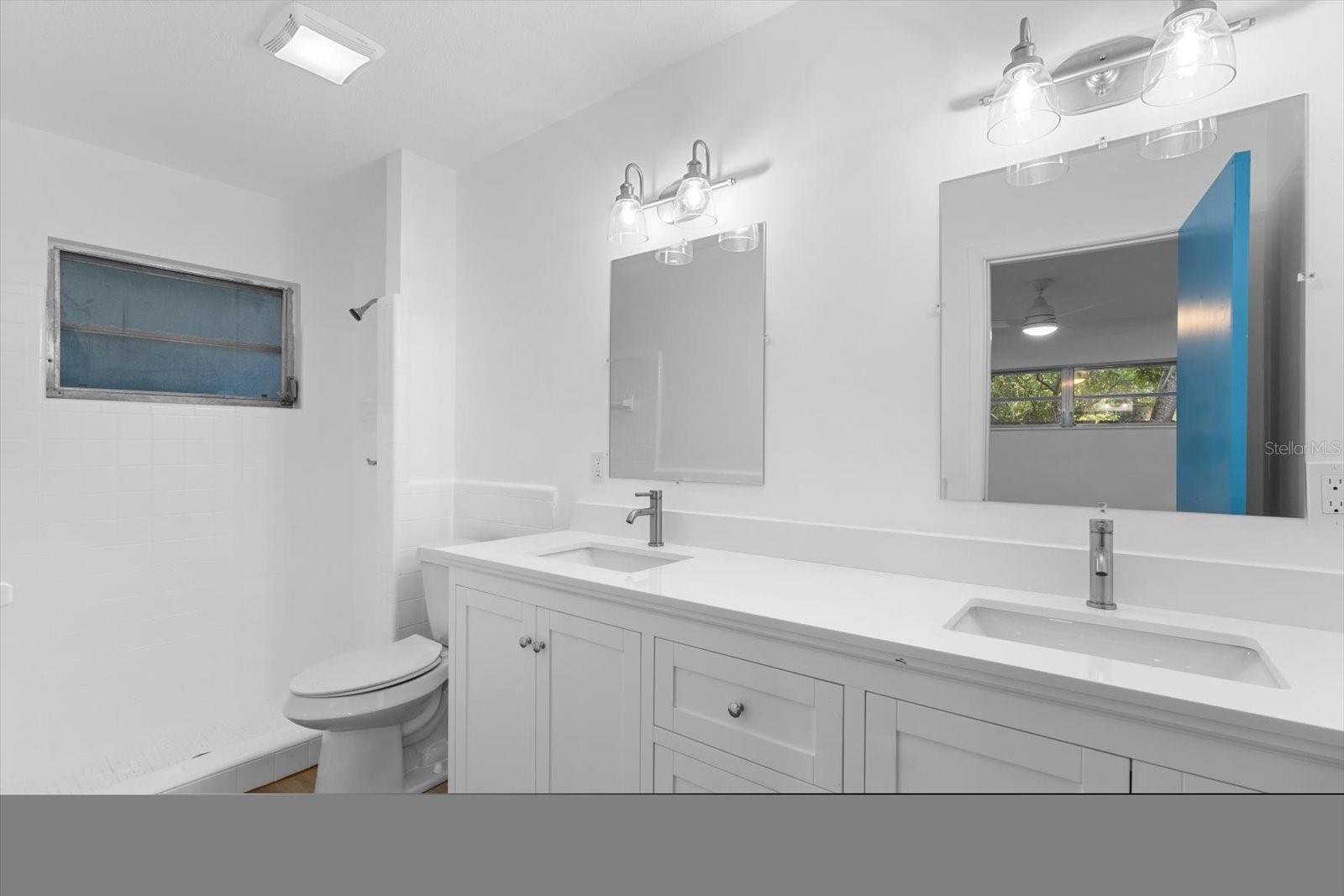 2601 SOUTHERN PKWY W