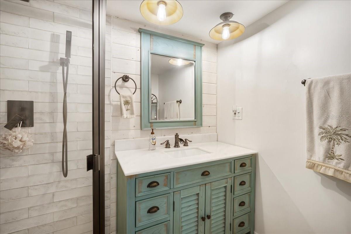 2107 PALMA SOLA BLVD #101