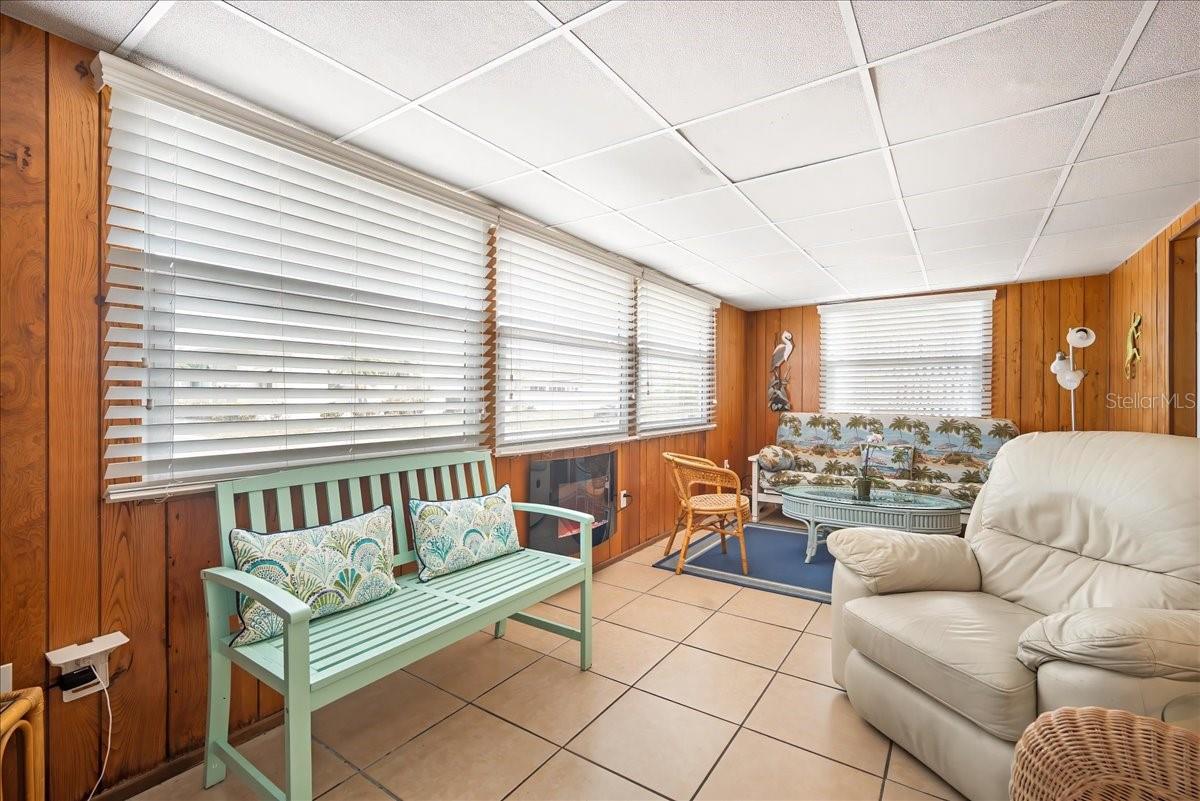 2107 PALMA SOLA BLVD #101