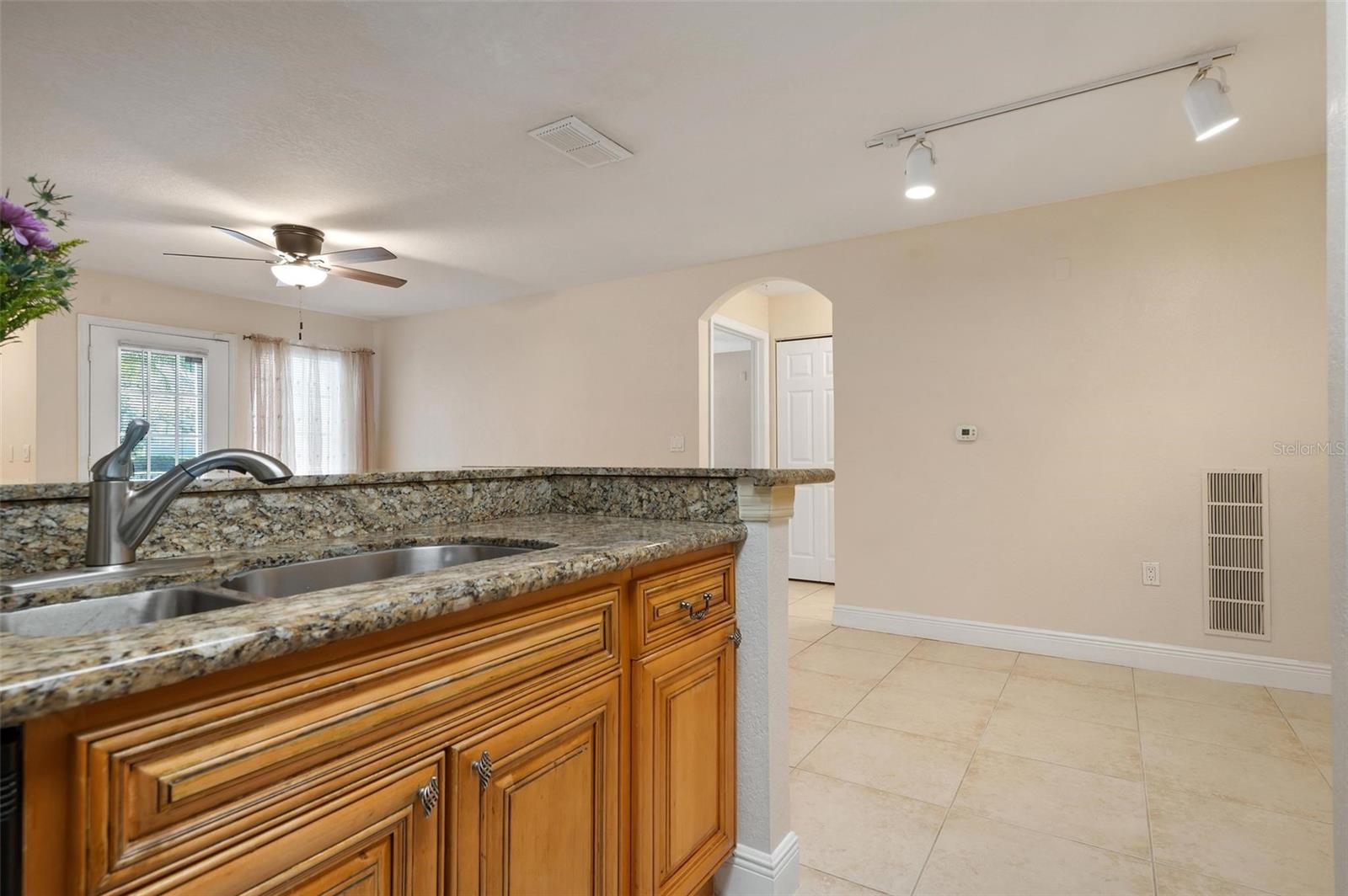 8933 MANOR LOOP #102