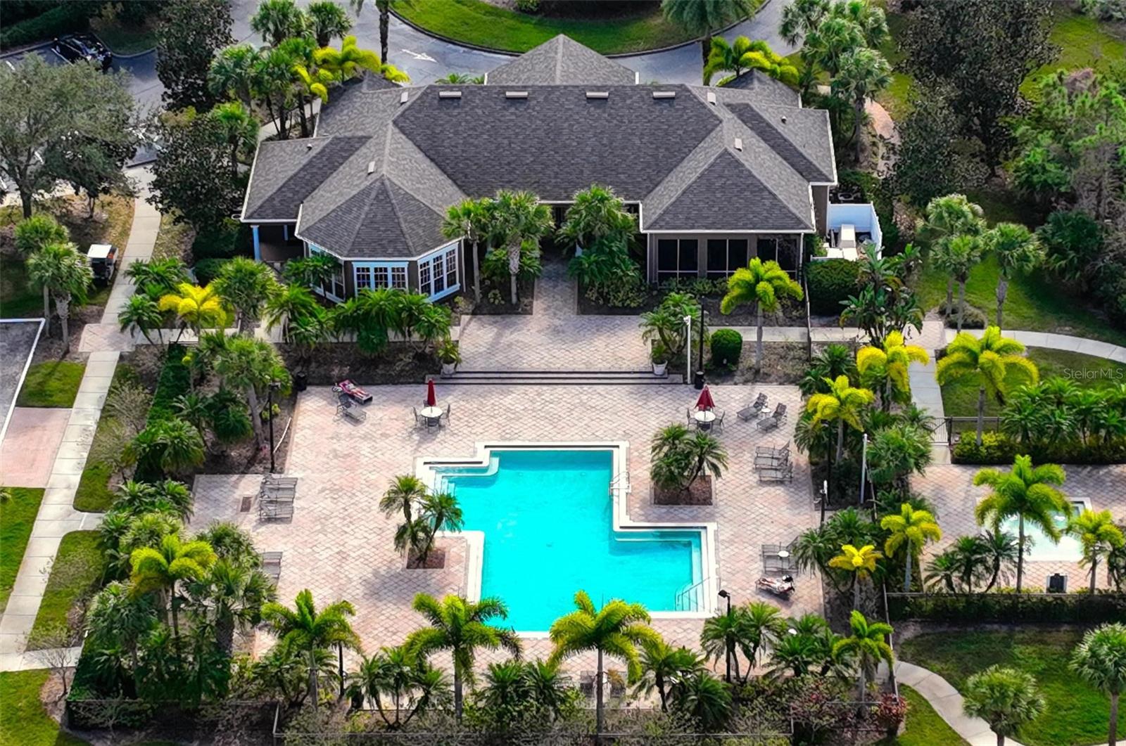 8933 MANOR LOOP #102