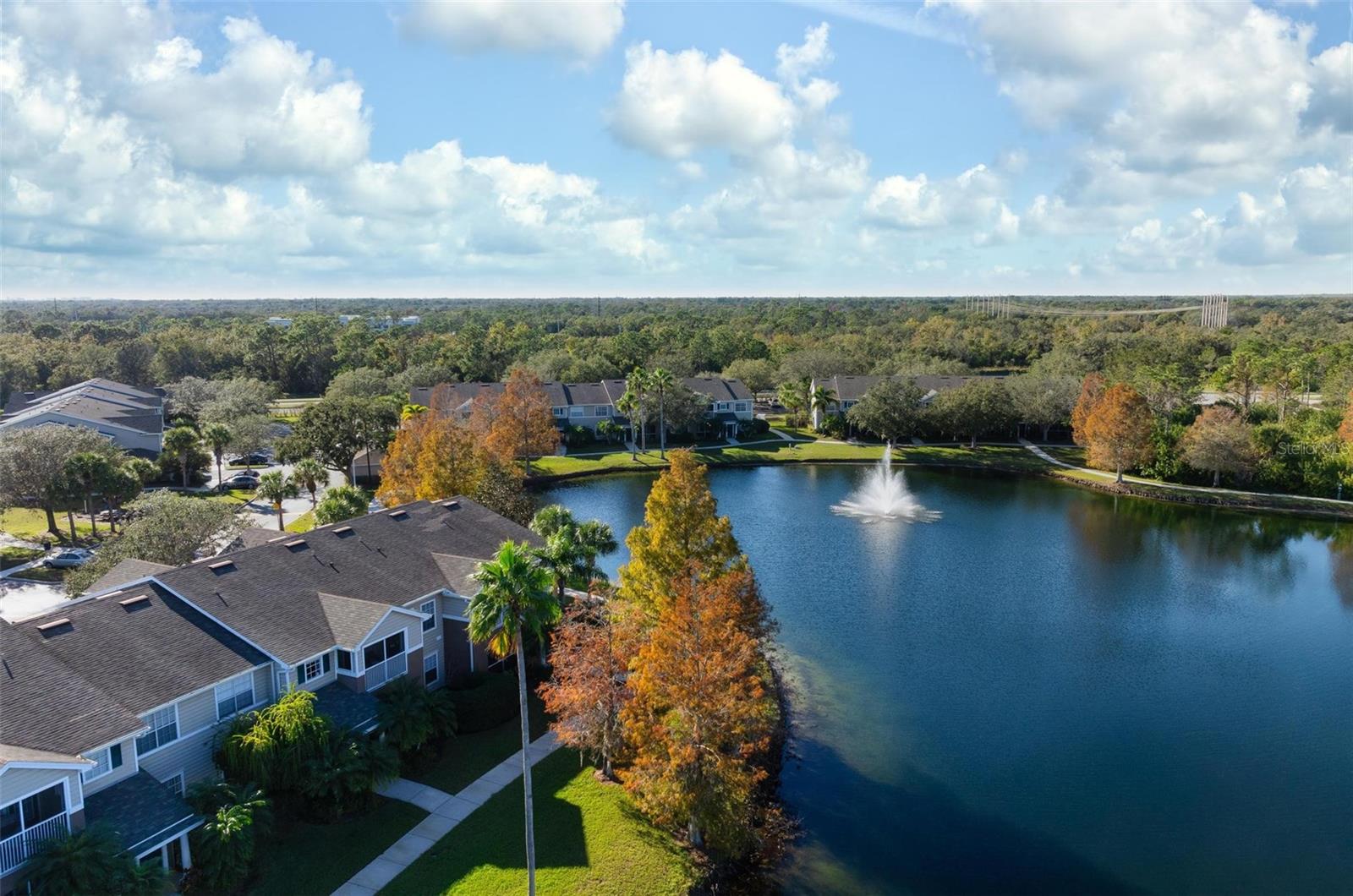 8933 MANOR LOOP #102