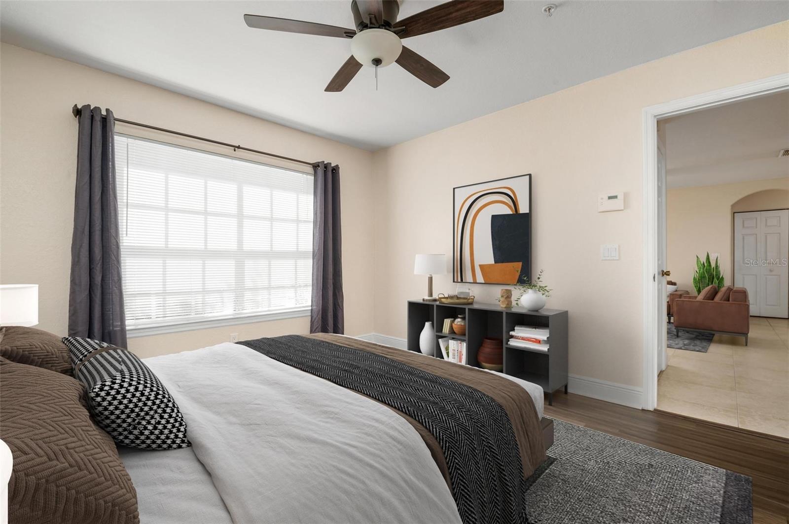 8933 MANOR LOOP #102