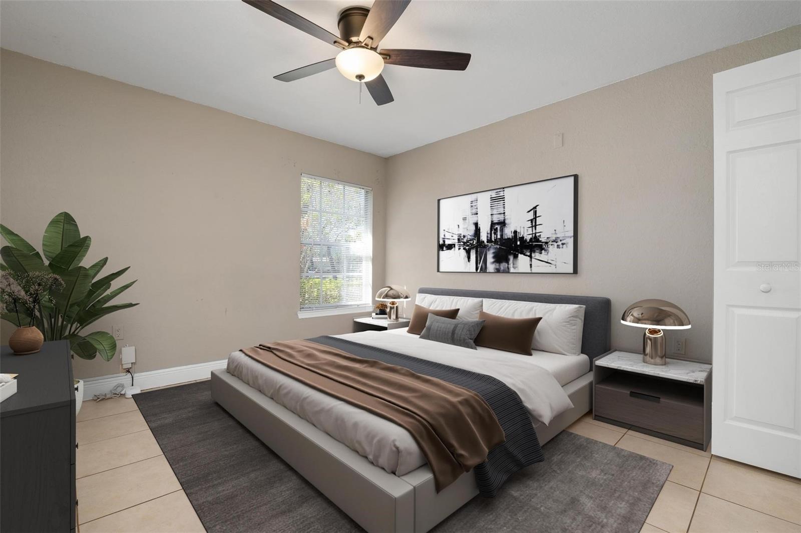 8933 MANOR LOOP #102