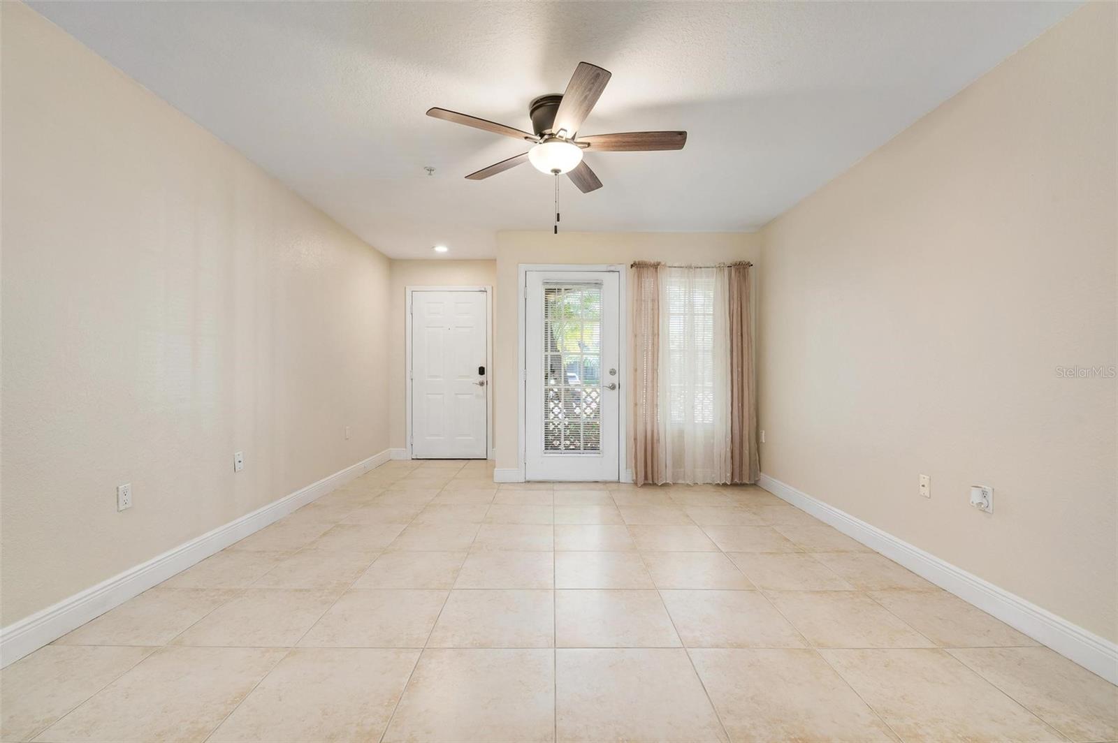 8933 MANOR LOOP #102